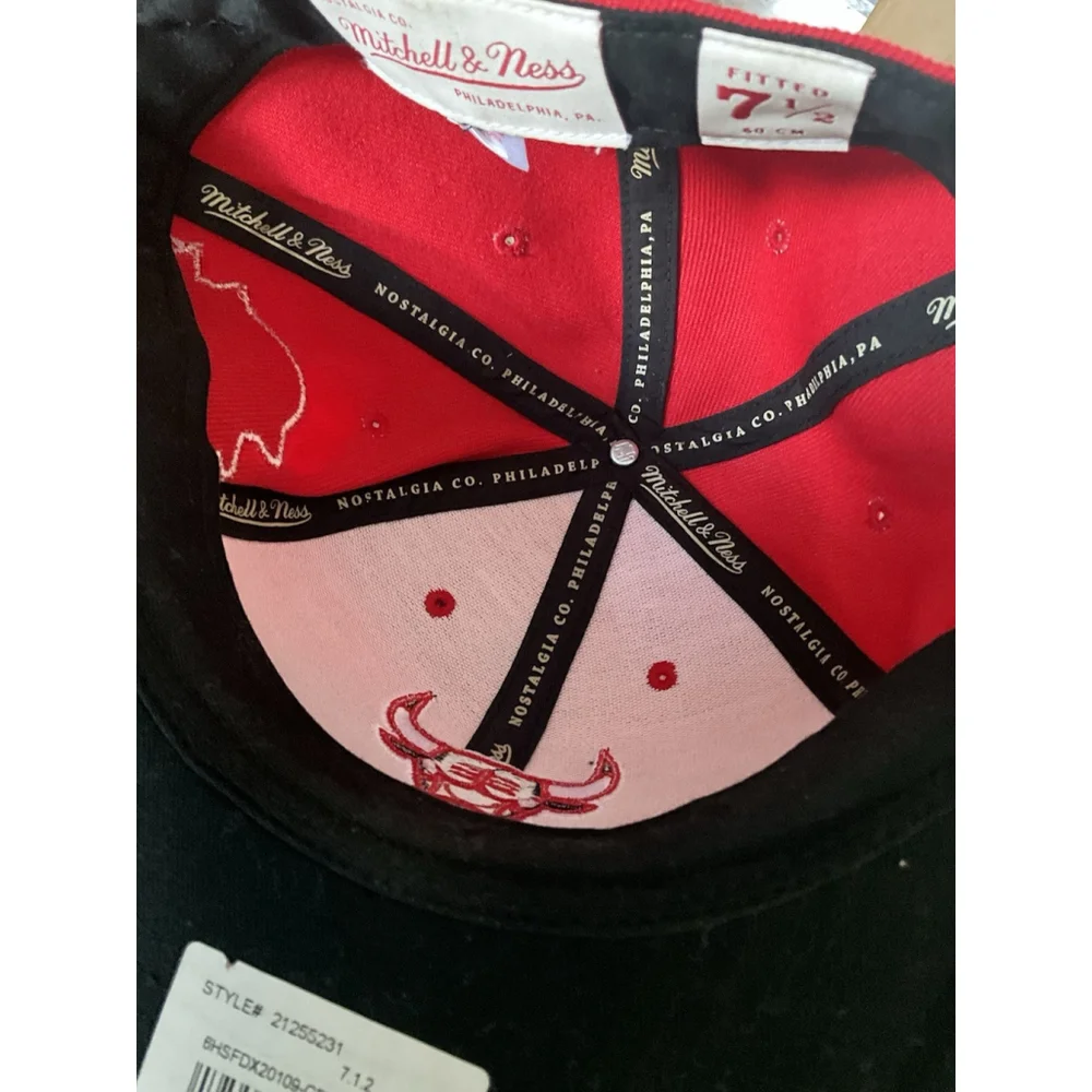 Mitchell & Ness Chicago Bulls Fitted Hat Size 7 1/2 Windy City 20th Anniversary